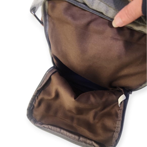 Berchirly Small Messenger Bag, Men's Crossbody - Picture 6 of 9